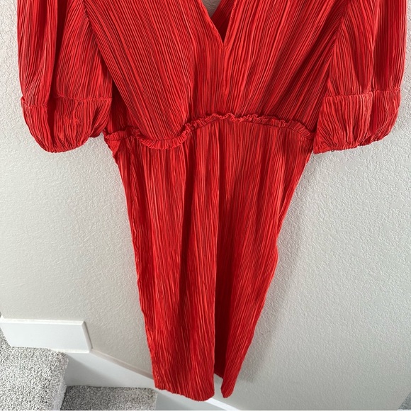 By Anthropologie NWT V-Neck Pleated Slim Midi Dress - Picture 7 of 8